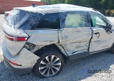 2020 Lincoln Corsair Reserve z USA, uszkodzony, nr VIN 5LMCJ2C93LUL28020